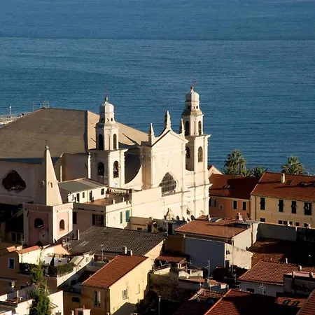 Cipriani 5 Rivieraholiday Apartamento *